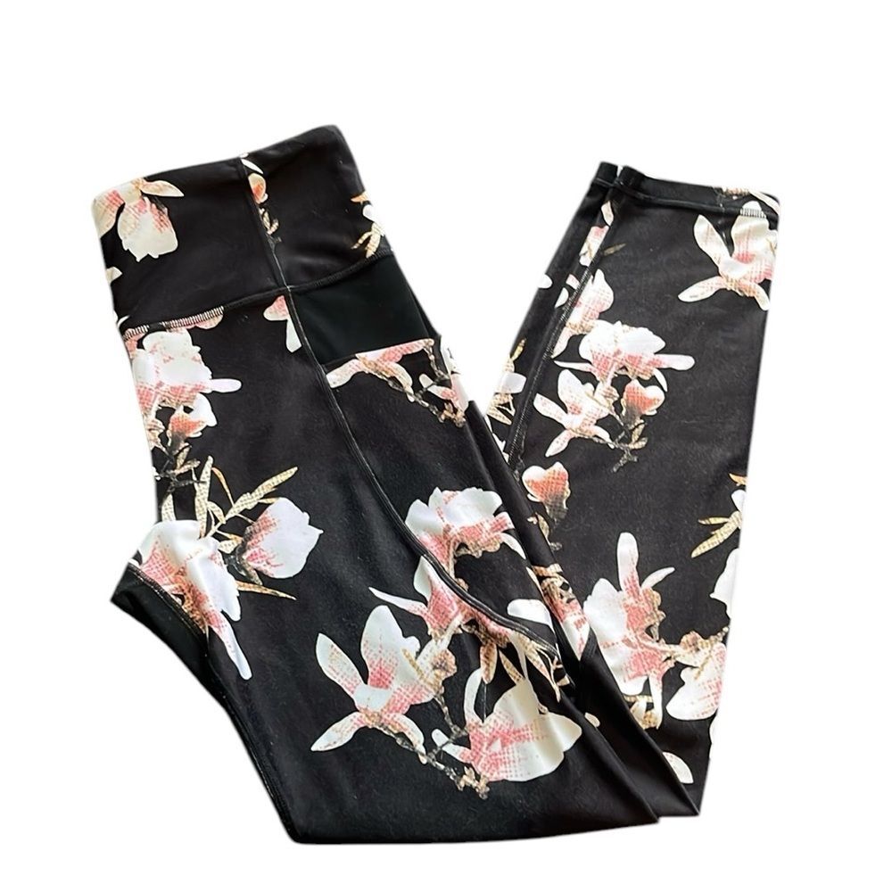 Athleta Floral Black Leggings Pants MT Medium Tall Workout Yoga
